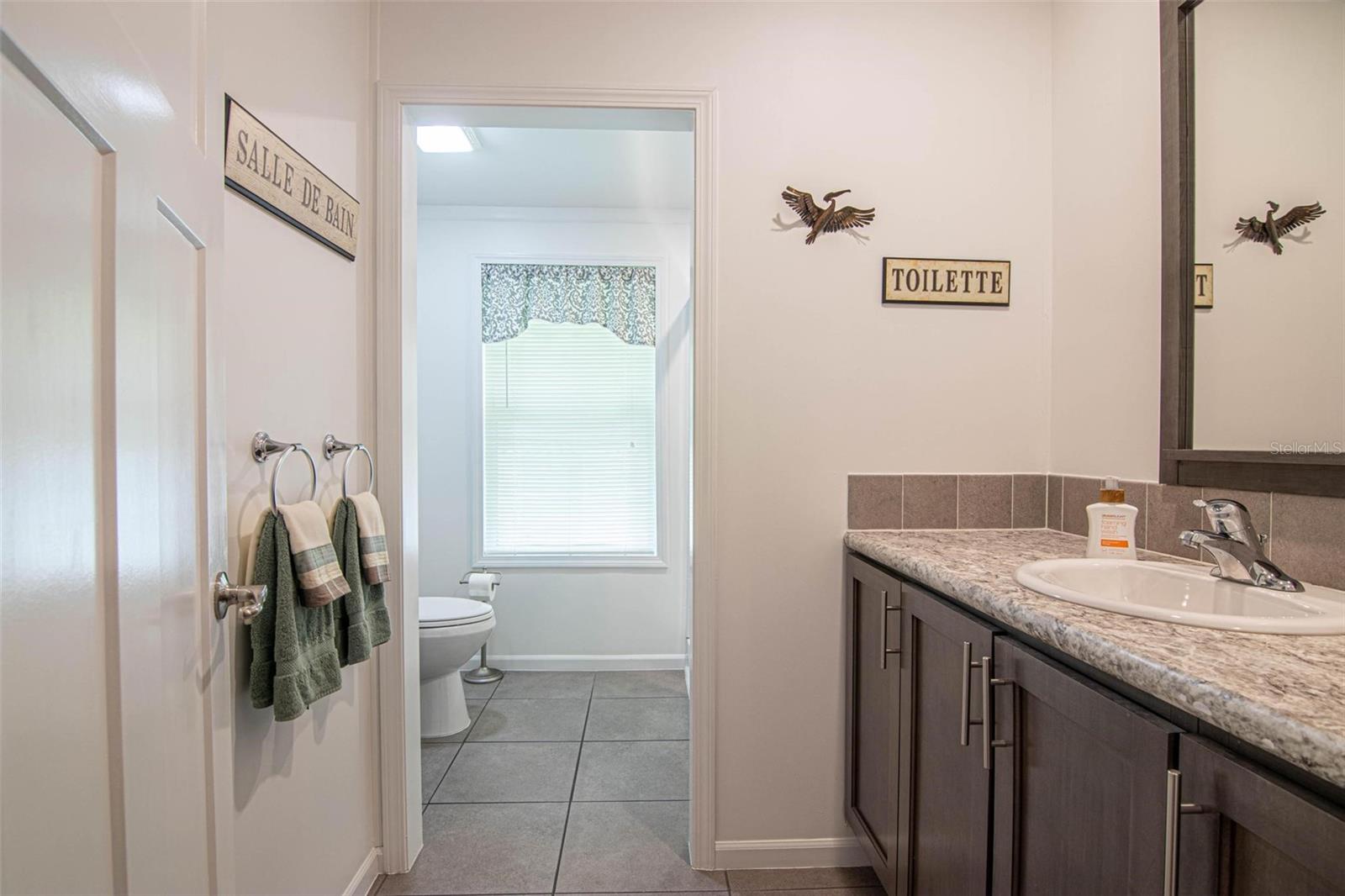 6 LAKES COUNTRY CLUB CO-OP - Residential