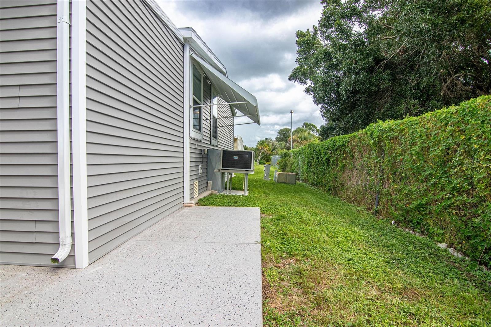 6 LAKES COUNTRY CLUB CO-OP - Residential