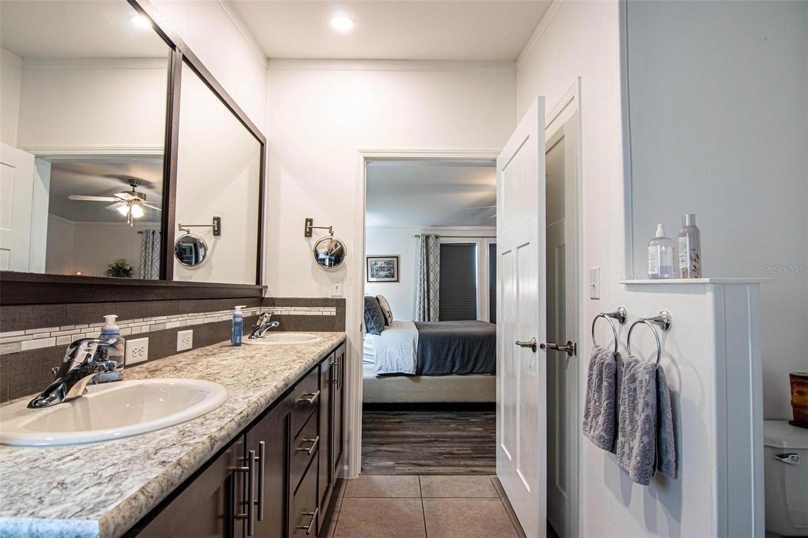 6 LAKES COUNTRY CLUB CO-OP - Residential