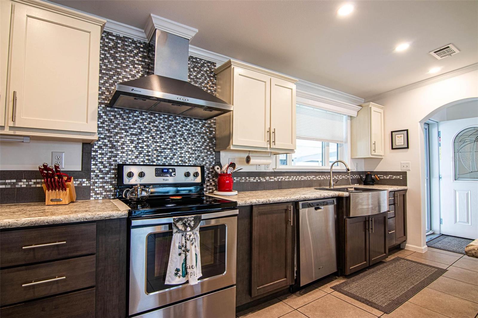 6 LAKES COUNTRY CLUB CO-OP - Residential