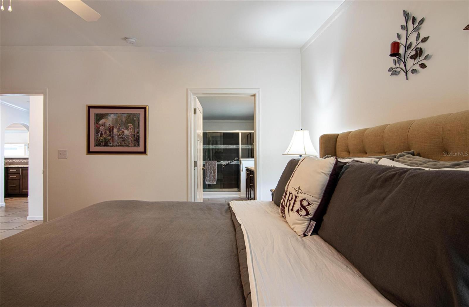 6 LAKES COUNTRY CLUB CO-OP - Residential