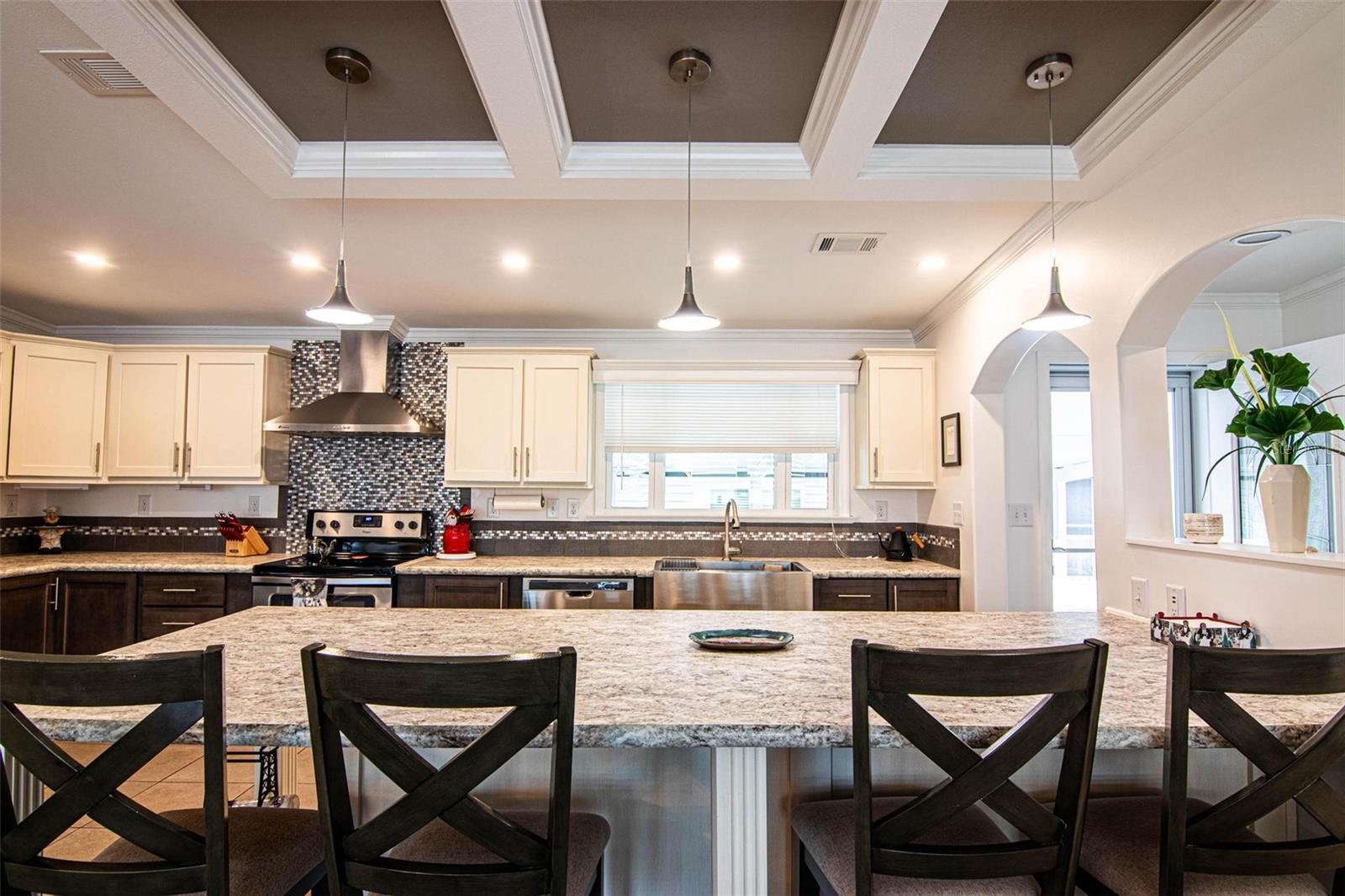 6 LAKES COUNTRY CLUB CO-OP - Residential