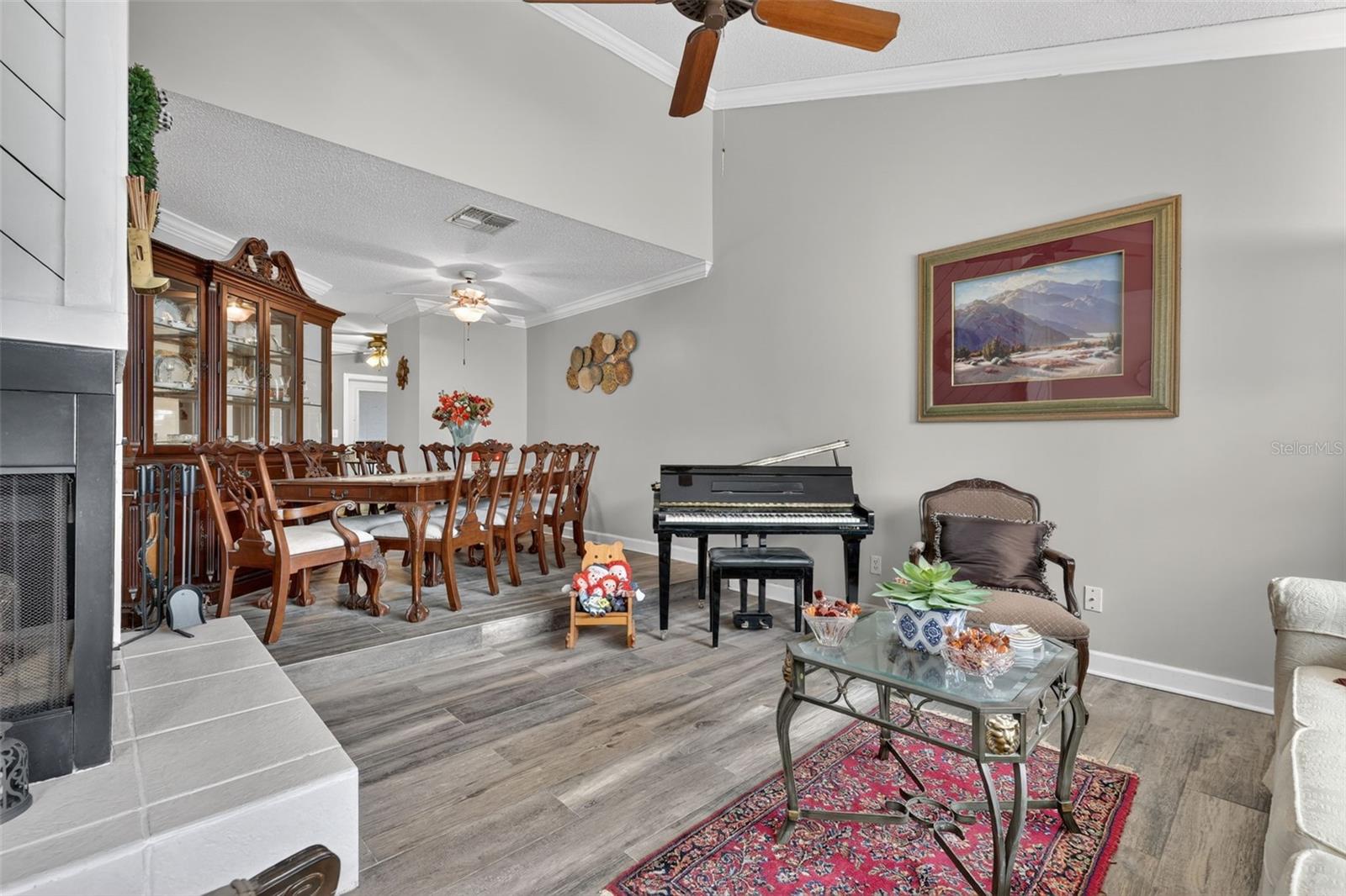 TIBERON COVE - Residential