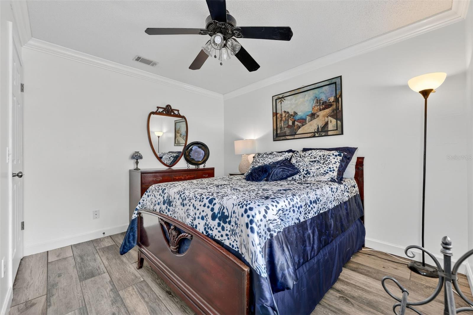 TIBERON COVE - Residential