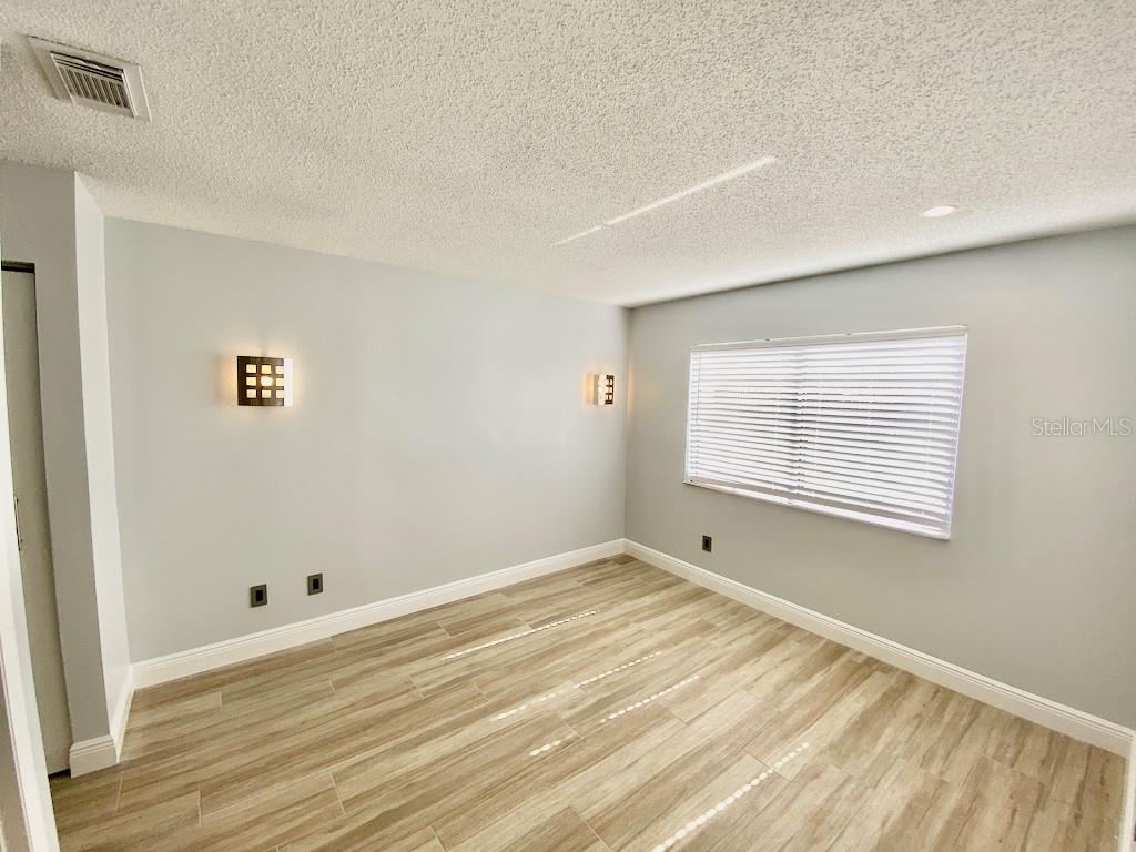 DEL REY CONDO PH 03-05 - Residential Lease