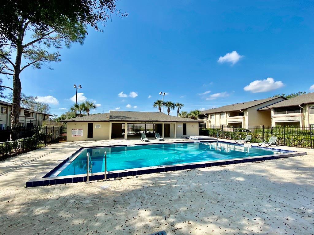 DEL REY CONDO PH 03-05 - Residential Lease