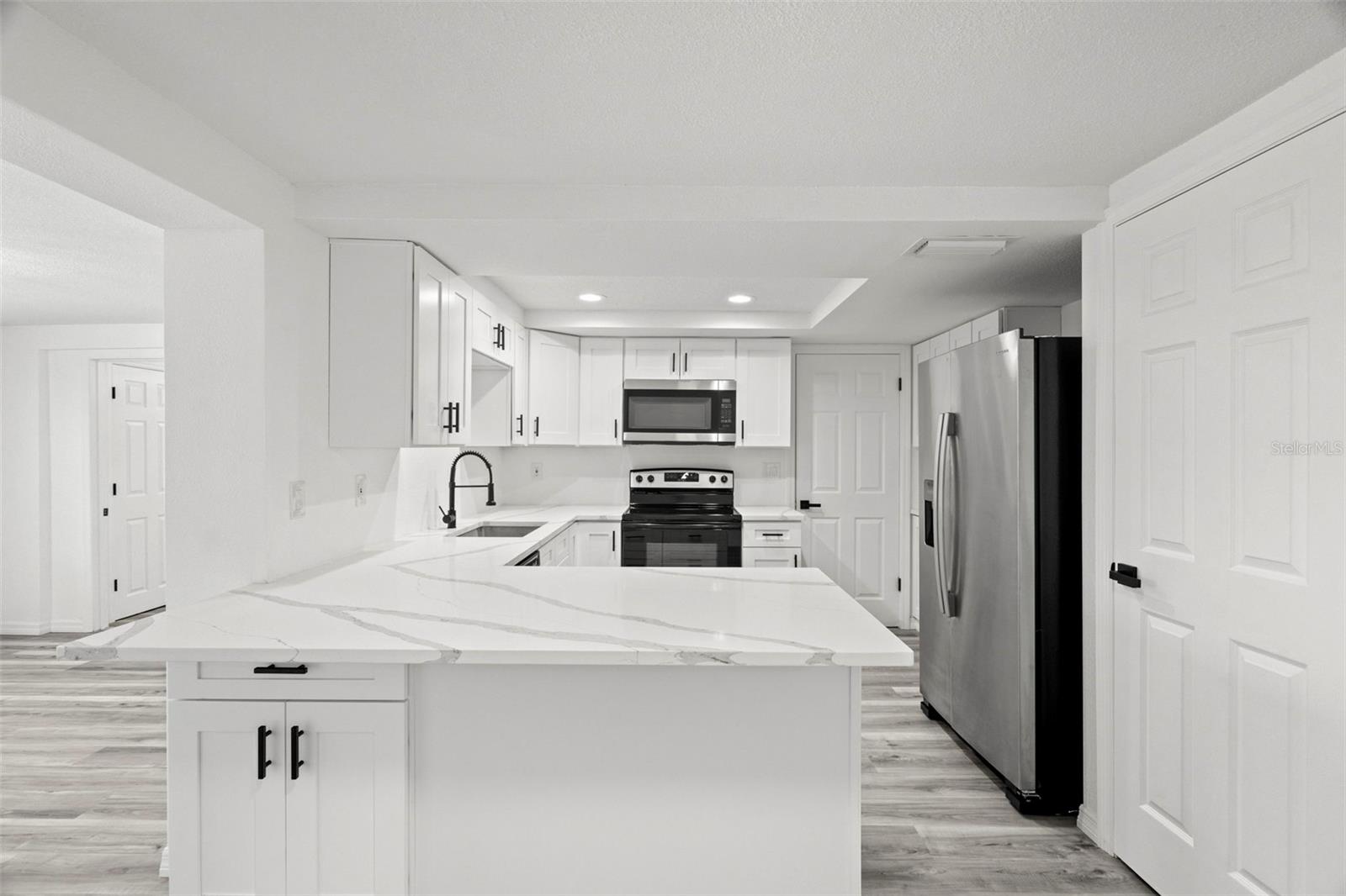 BEACON SQUARE - Residential