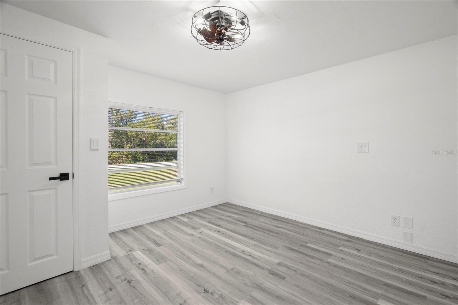 BEACON SQUARE - Residential