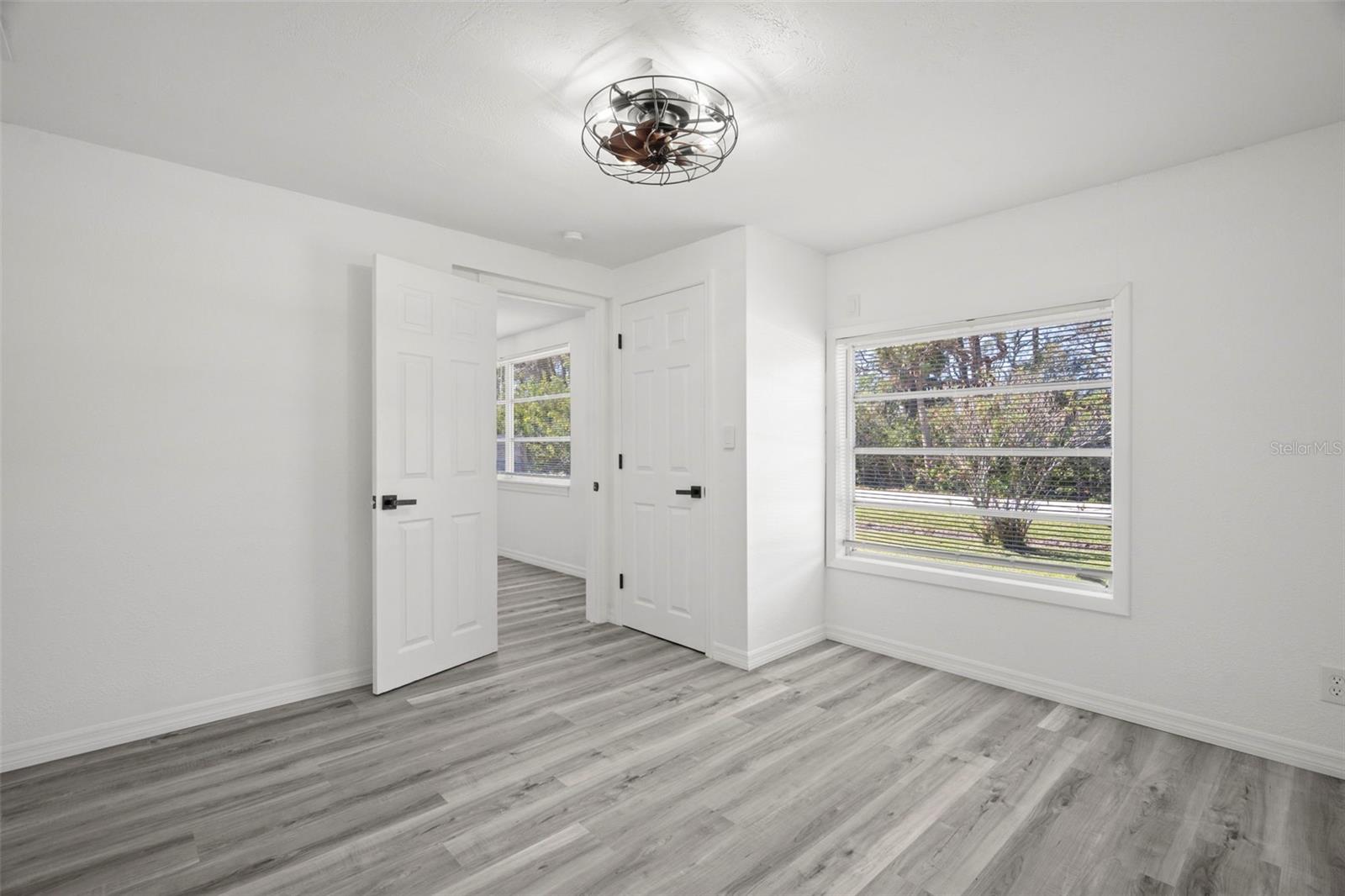 BEACON SQUARE - Residential