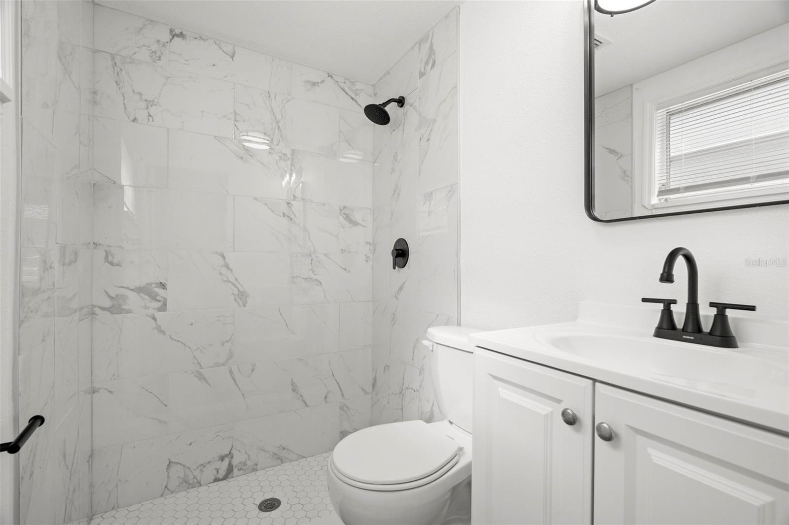 BEACON SQUARE - Residential
