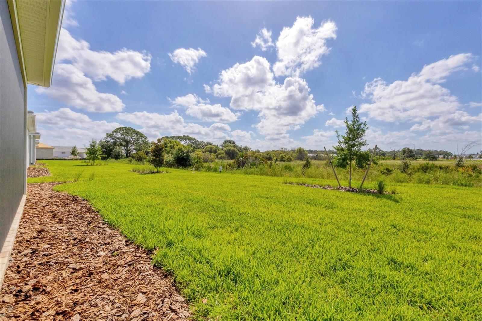 LAKEHOUSE COVE/WATERSIDE PHS 5 - Residential Lease