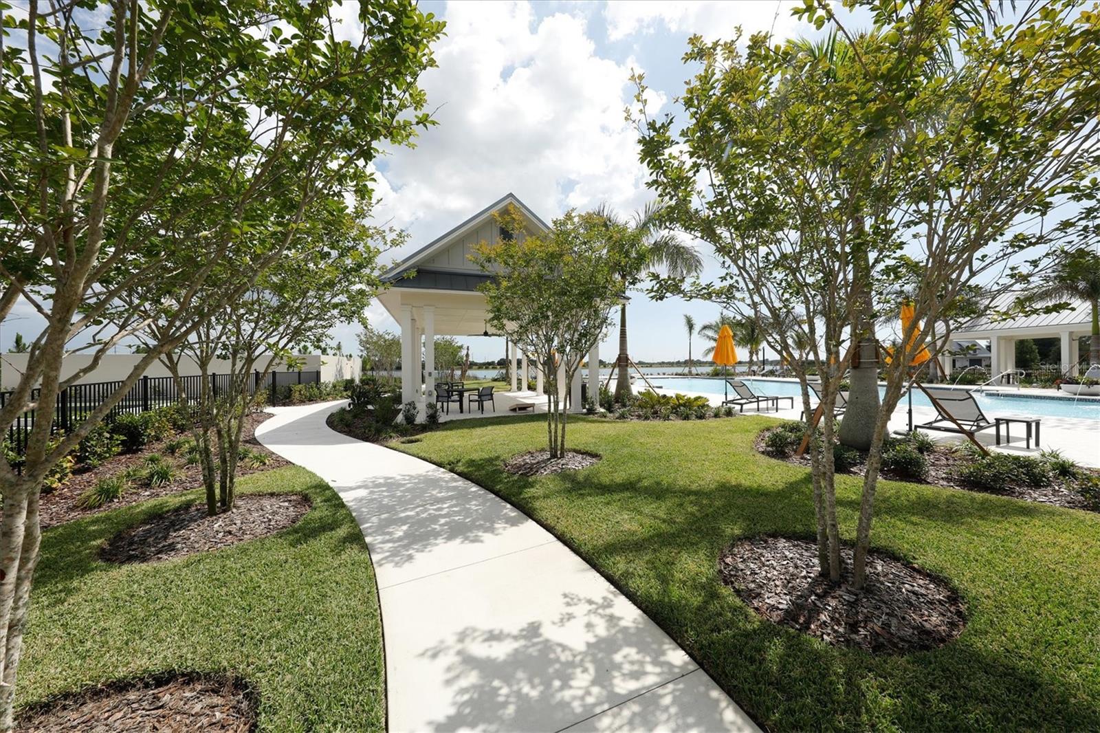 LAKEHOUSE COVE/WATERSIDE PHS 5 - Residential Lease