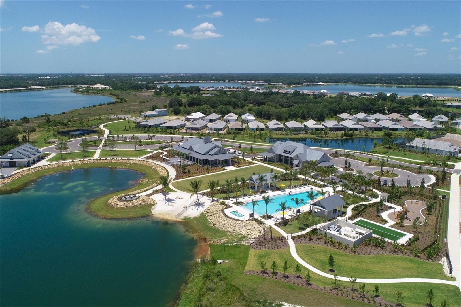 LAKEHOUSE COVE/WATERSIDE PHS 5 - Residential Lease