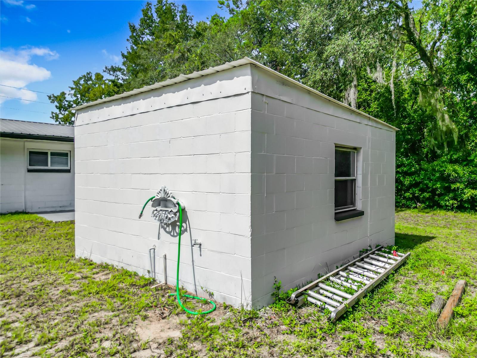 ACREAGE - Residential