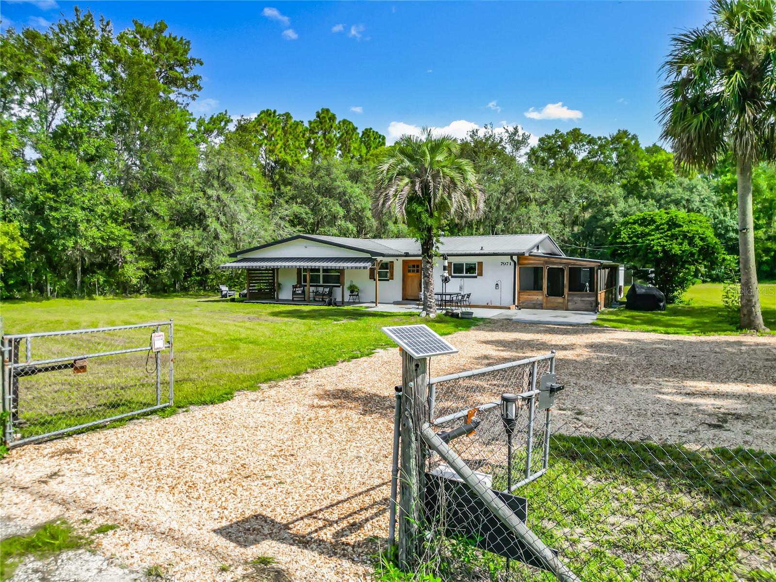 7971 E HIGHWAY 25