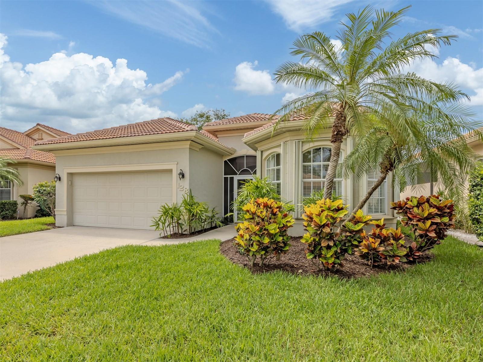 Search Properties for Sale 1 128 AMORA AVENUE