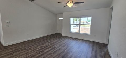 Tiny photo for 38 Pecan Run Pass, Ocala, FL 34472 (MLS # OM724572)