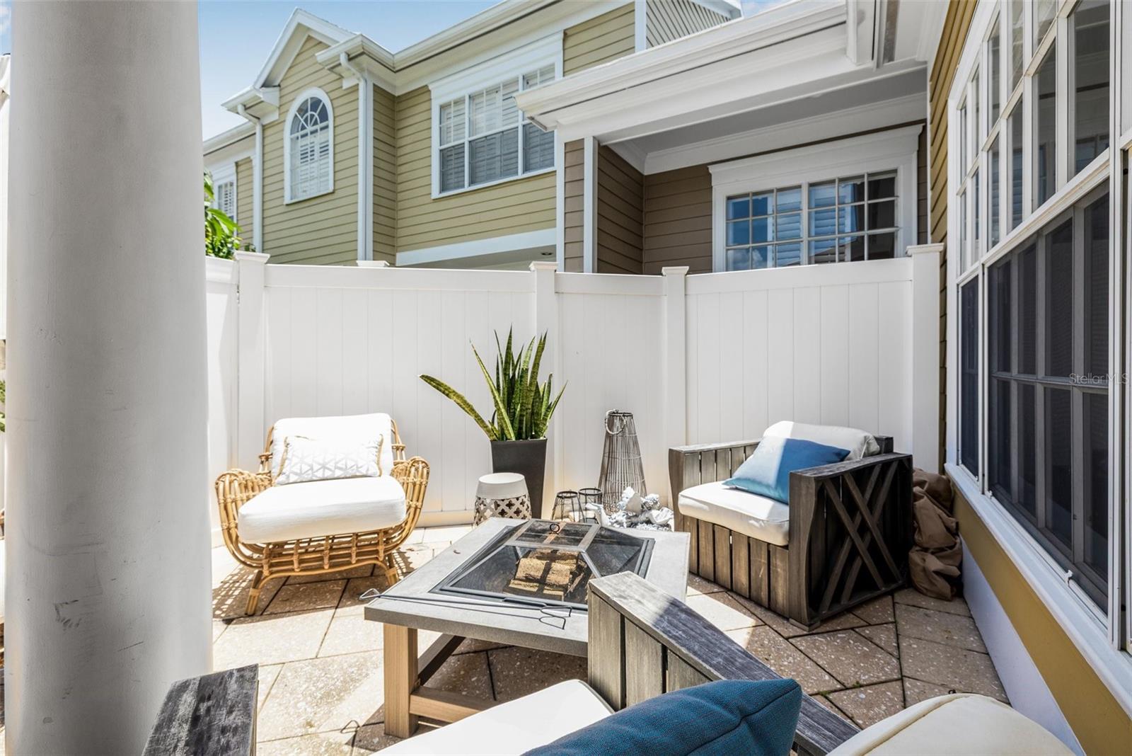 THE TWNHMS AT HARBOUR BAY P - Residential