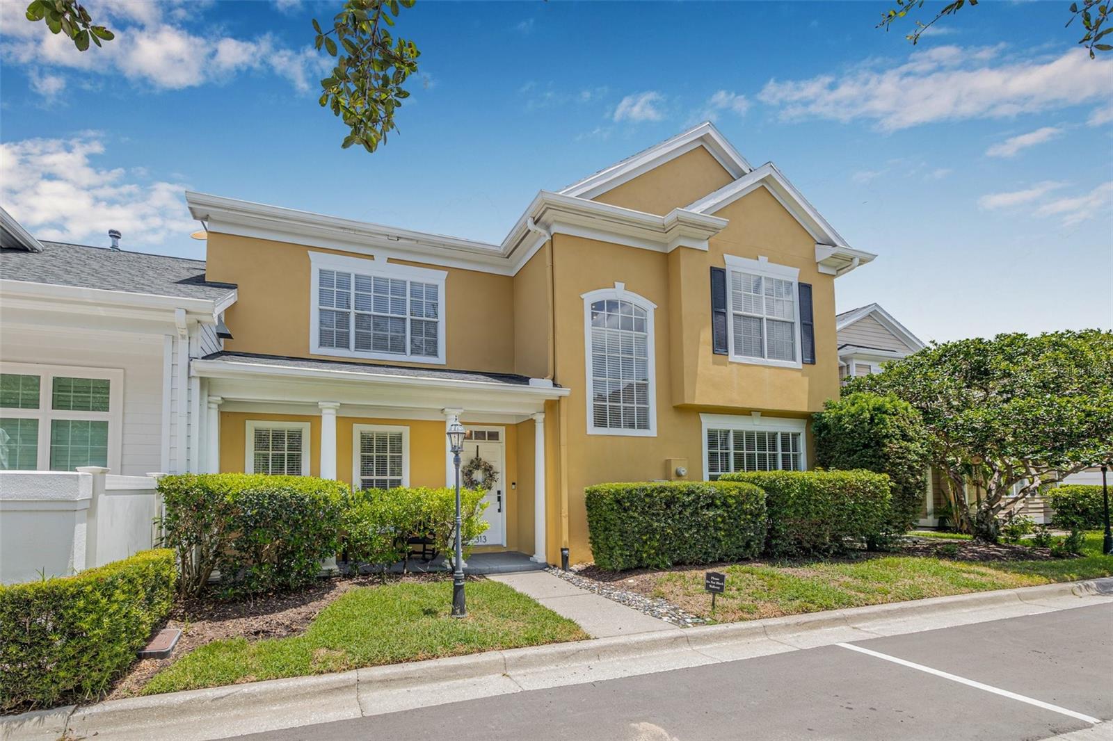 313 INNER HARBOUR CIRCLE