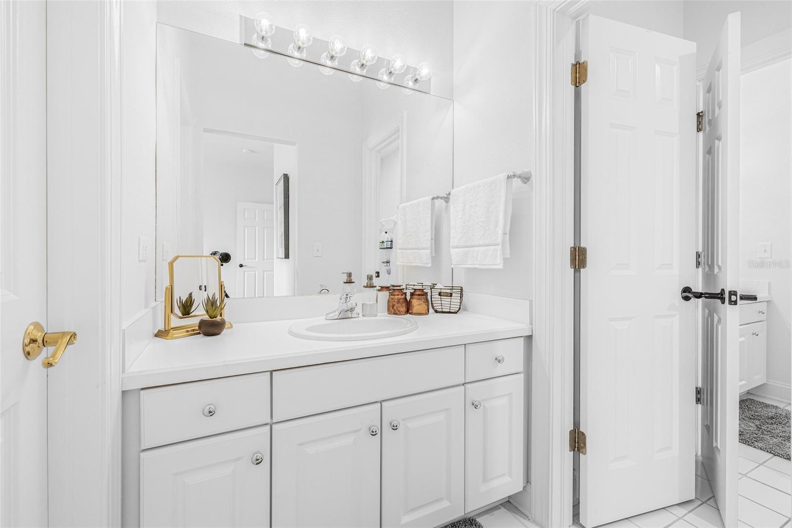 THE TWNHMS AT HARBOUR BAY P - Residential
