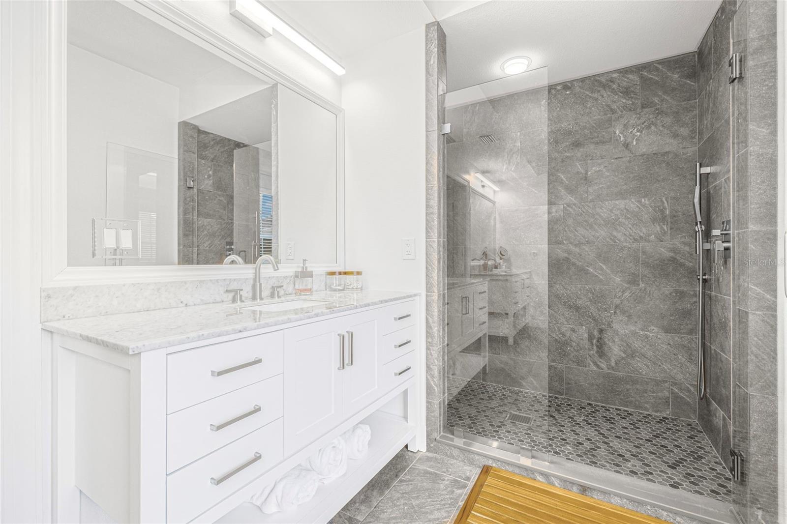 THE TWNHMS AT HARBOUR BAY P - Residential