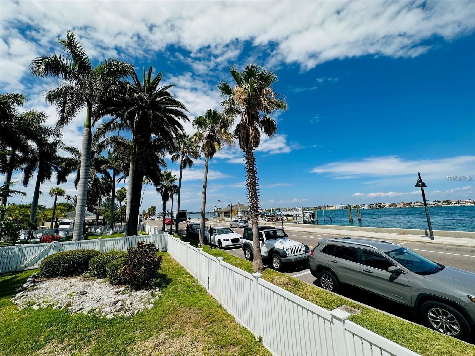 MOREY BEACH - Residential