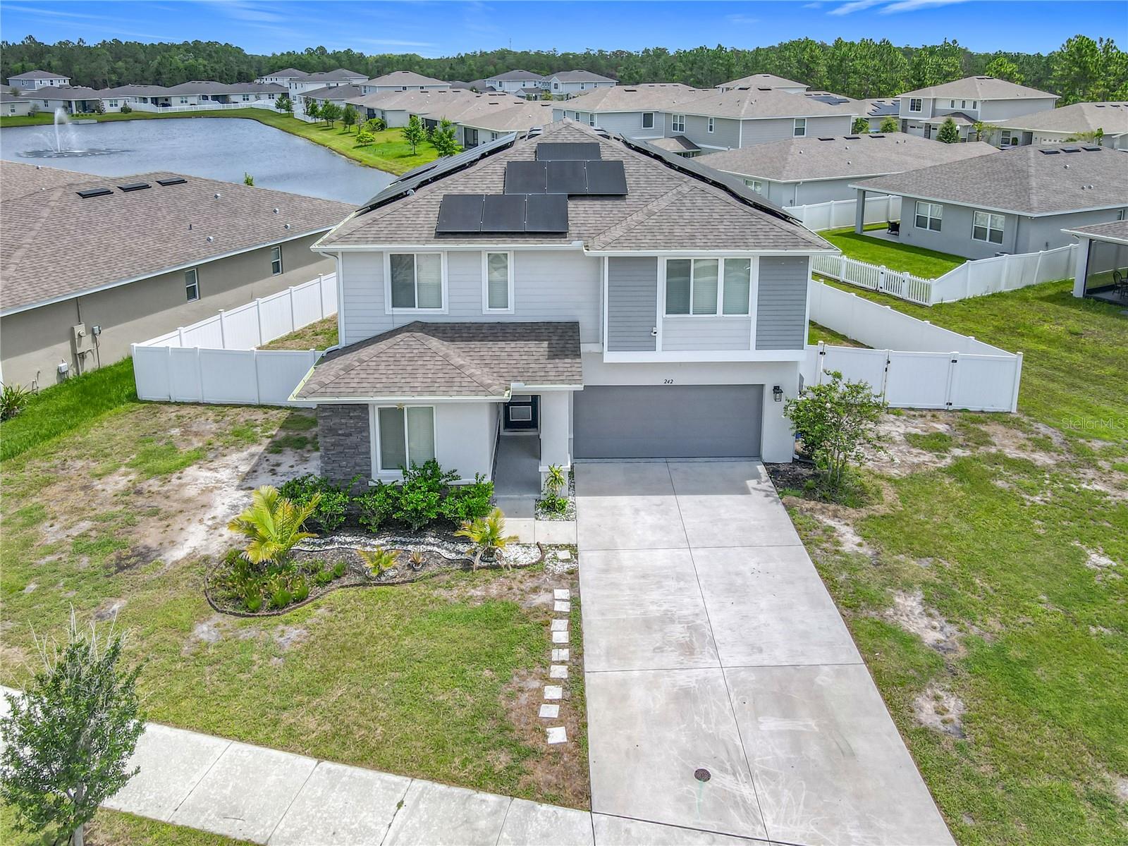 242 WHITE HERON WAY