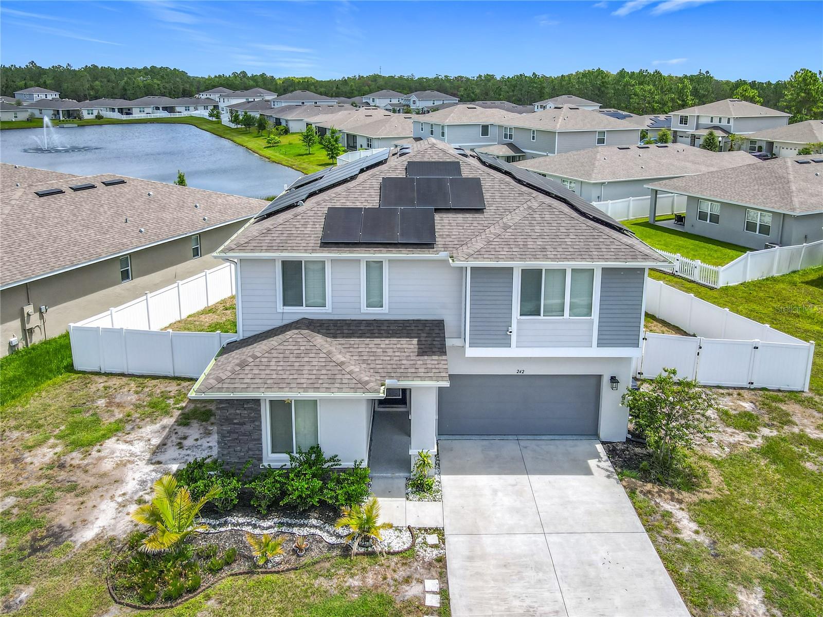 242 WHITE HERON WAY