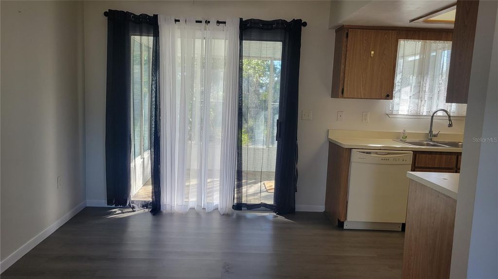 Photo of 10881 SW 75th Avenue, Ocala, FL 34476 (MLS # OM710908)