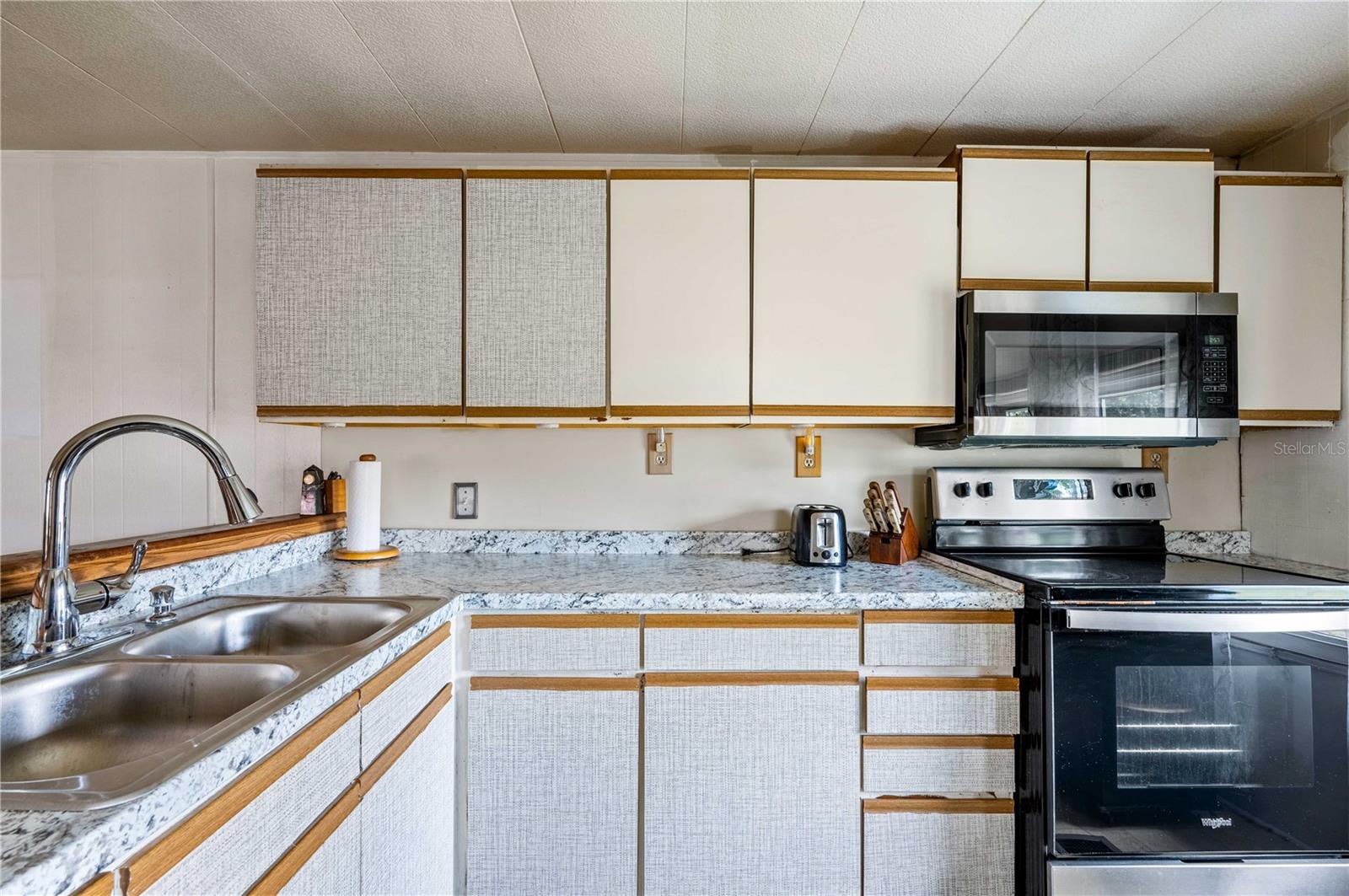 GREEN HILLS ESTATES - Residential