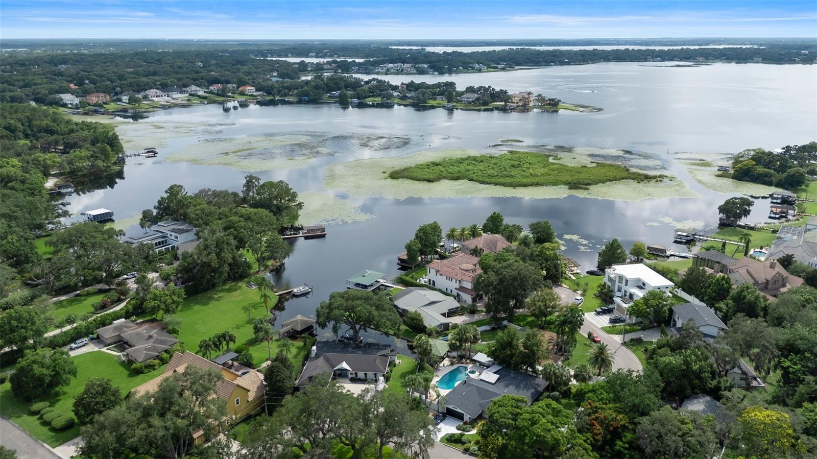 DOWN ACRES ESTATES - Residential