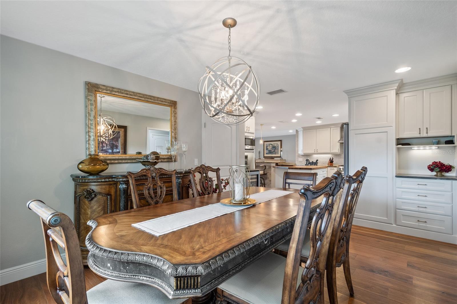 DOWN ACRES ESTATES - Residential