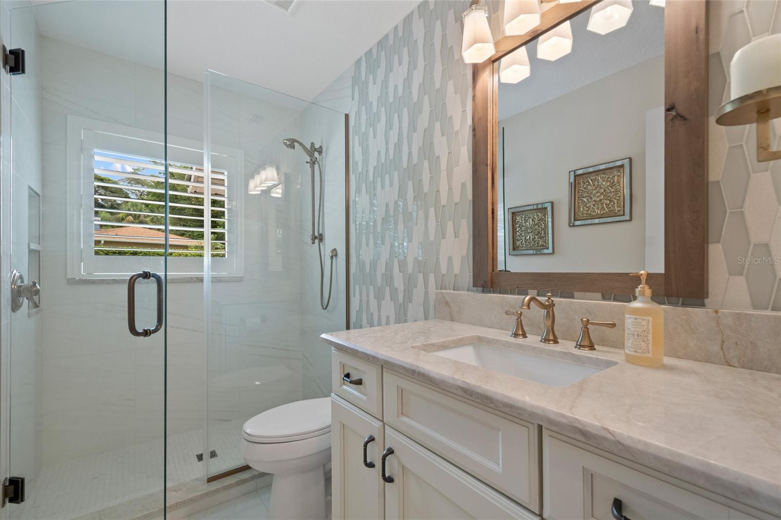 DOWN ACRES ESTATES - Residential