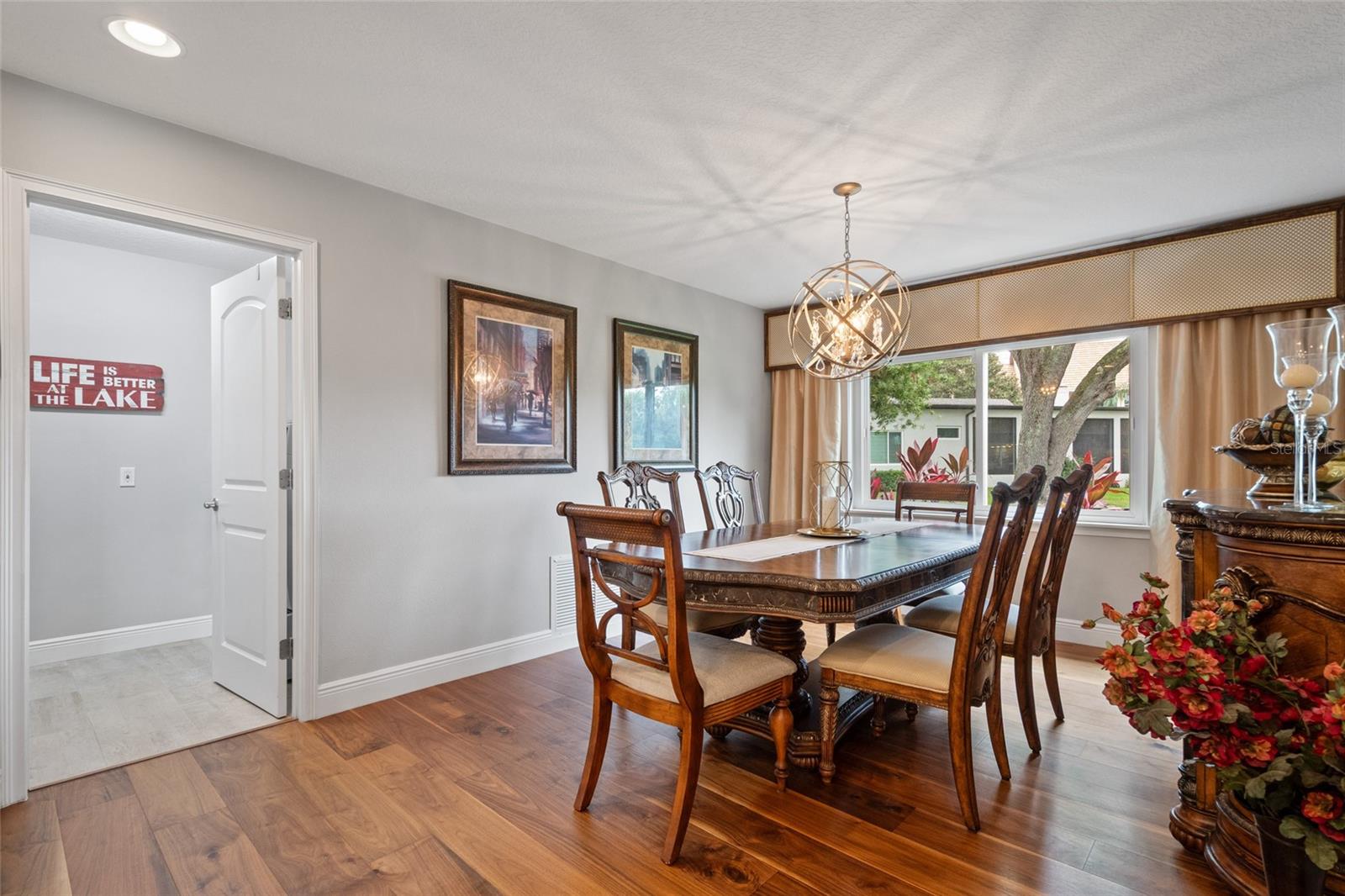 DOWN ACRES ESTATES - Residential