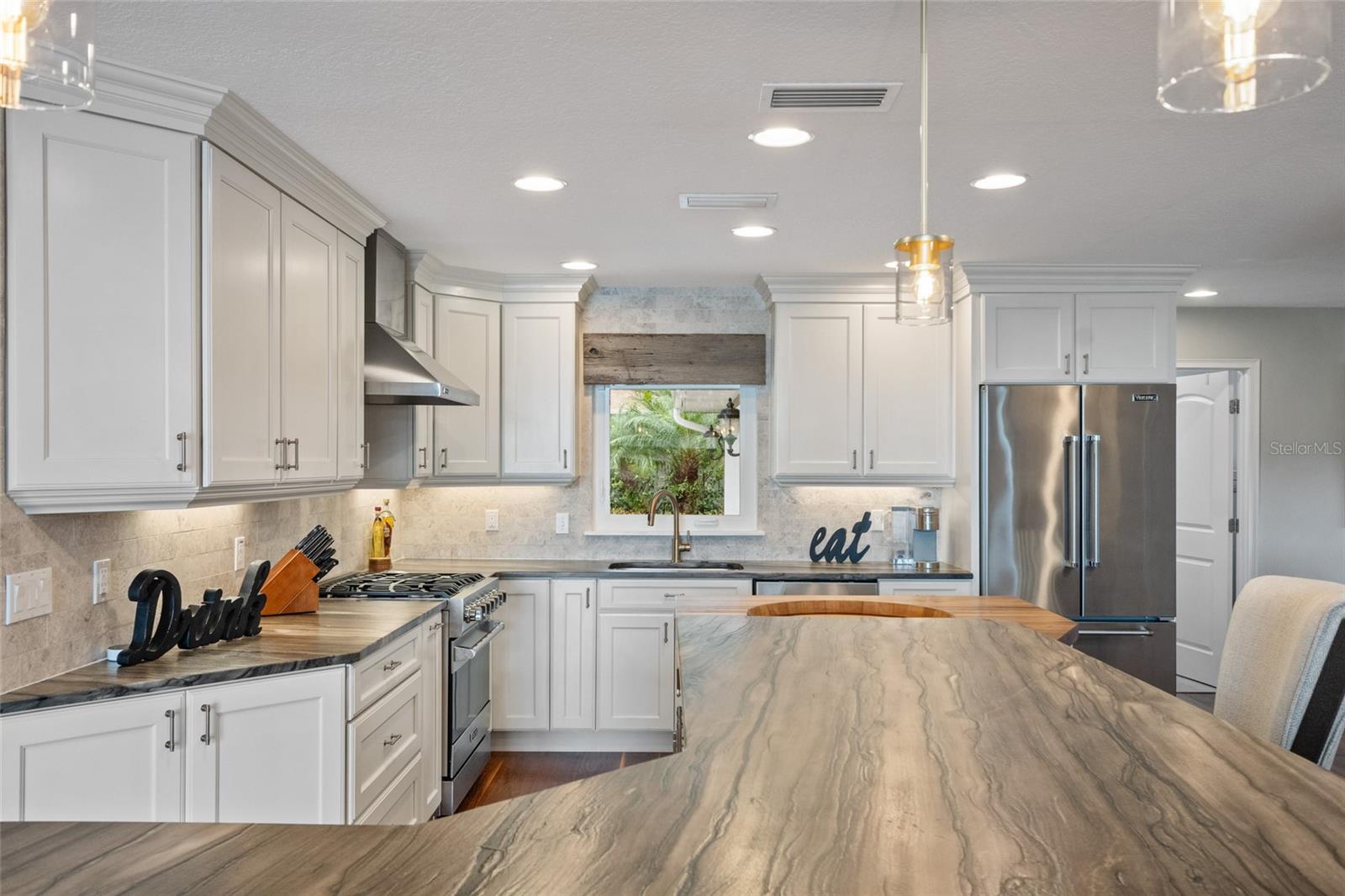 DOWN ACRES ESTATES - Residential
