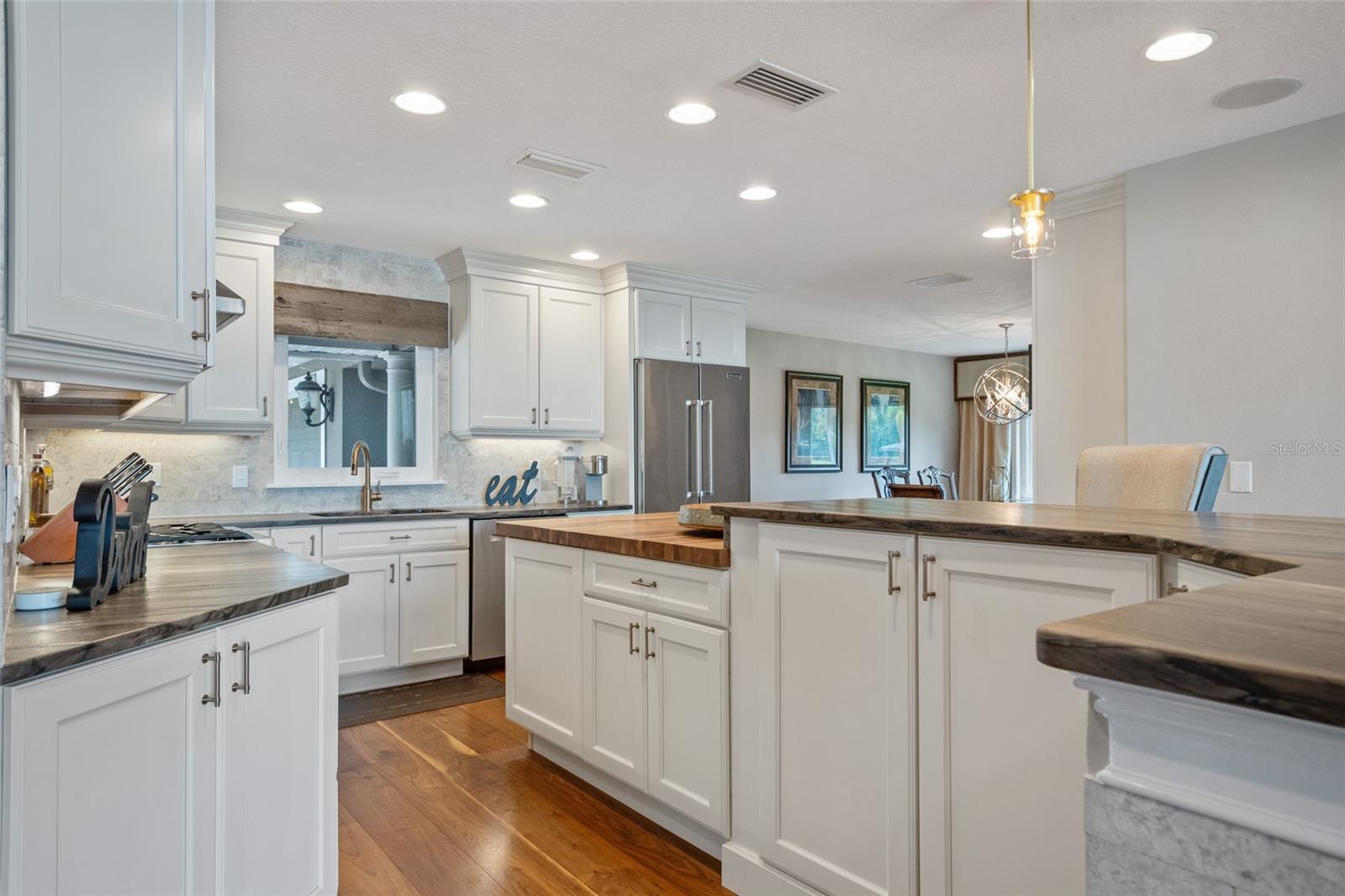 DOWN ACRES ESTATES - Residential