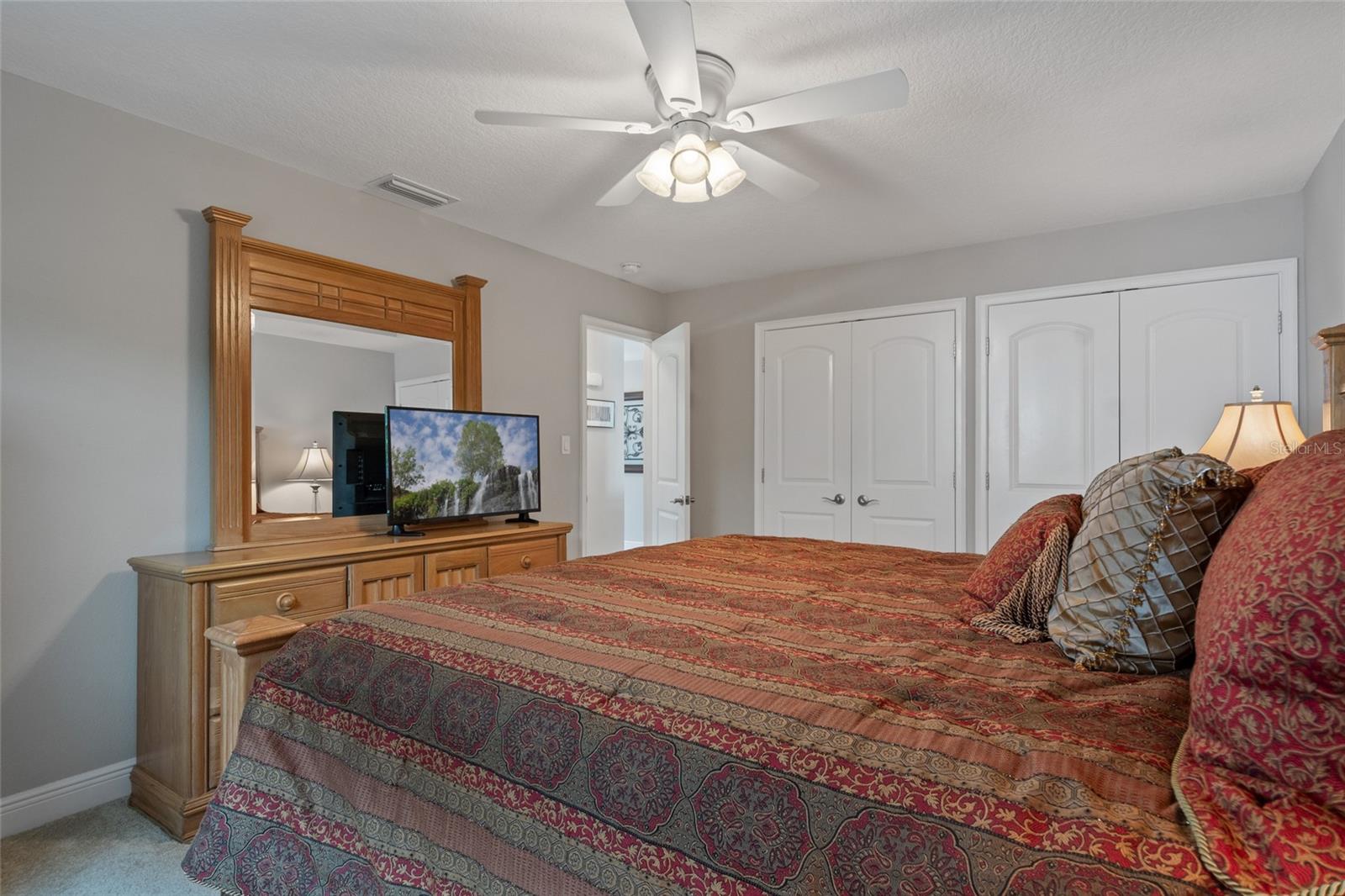 DOWN ACRES ESTATES - Residential