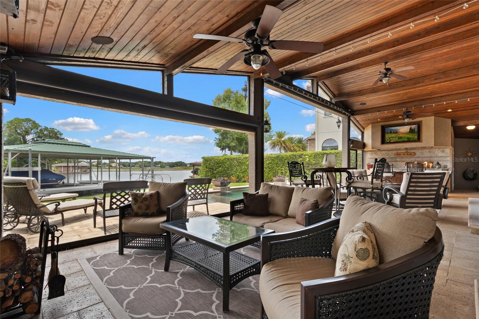 DOWN ACRES ESTATES - Residential