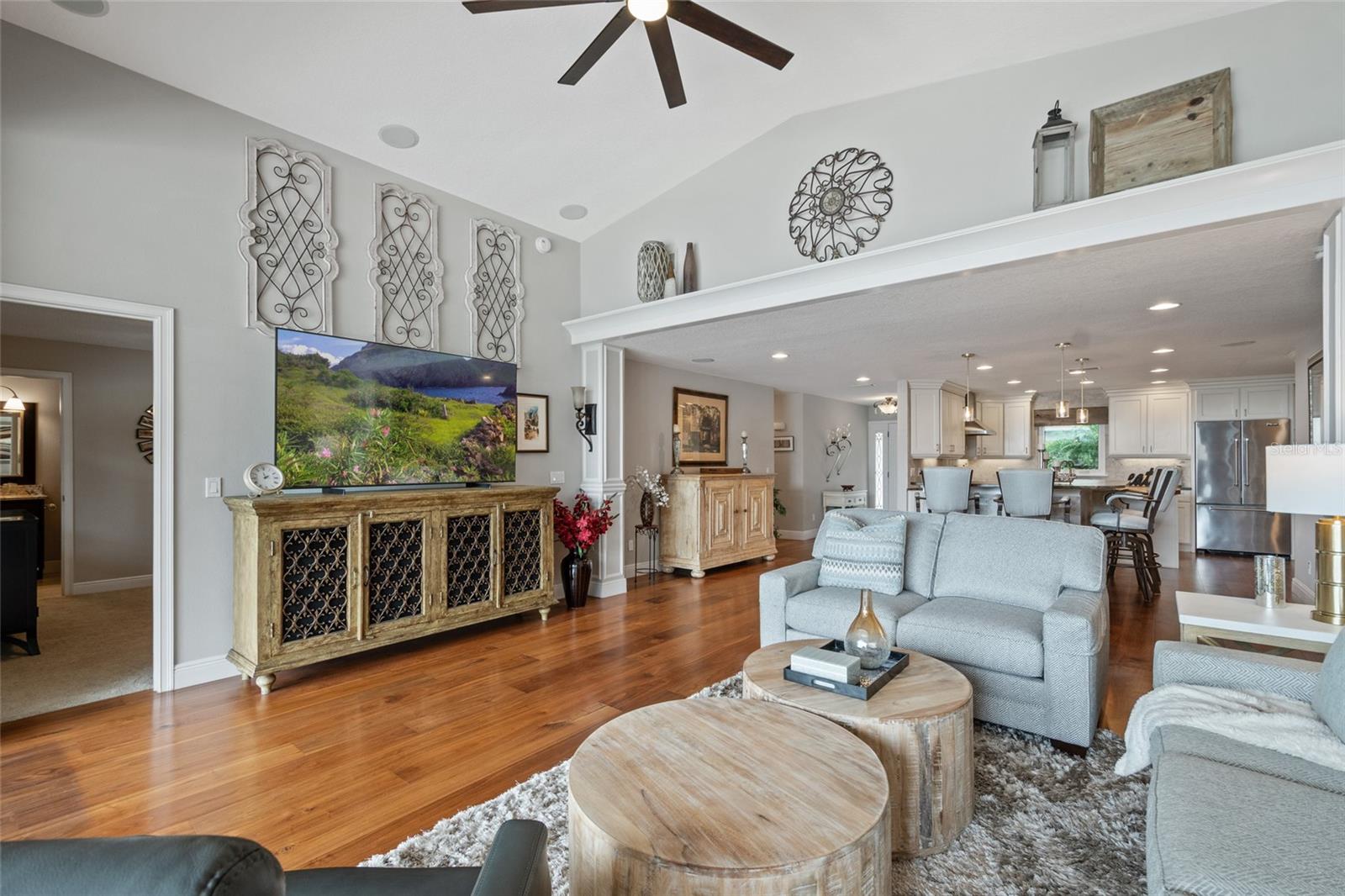 DOWN ACRES ESTATES - Residential