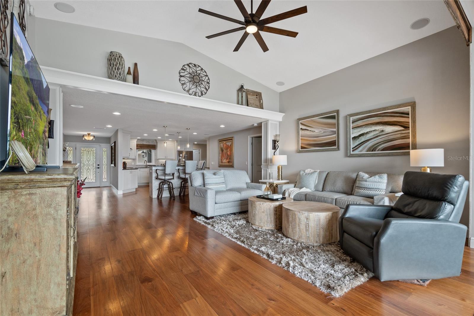 DOWN ACRES ESTATES - Residential