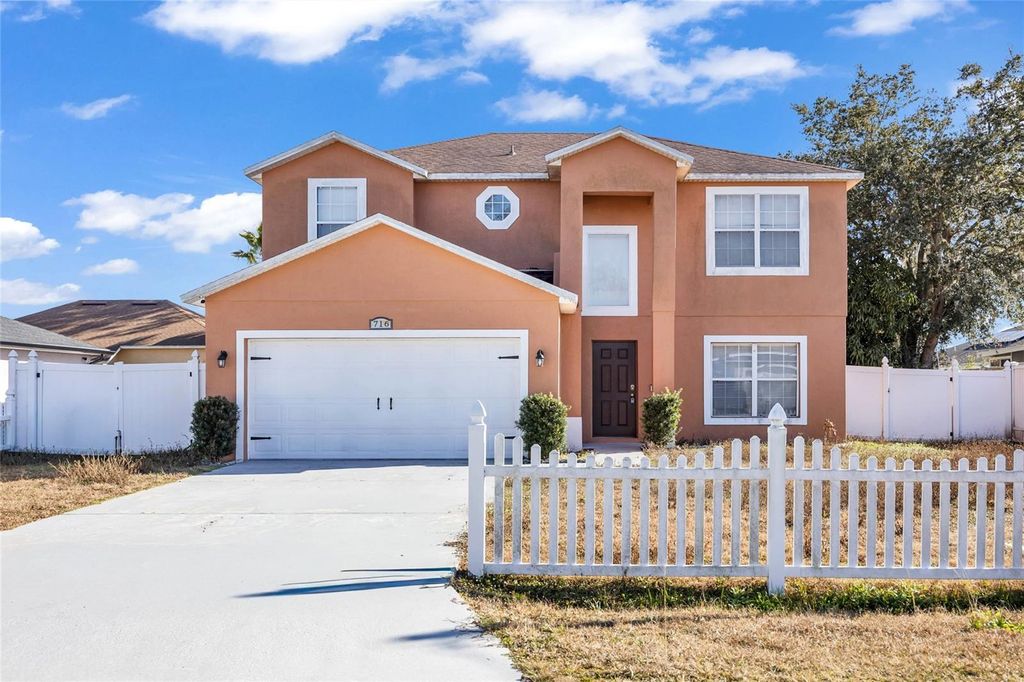 Photo of 716 Parrot Court, Kissimmee, FL 34759 (MLS # S5138153)