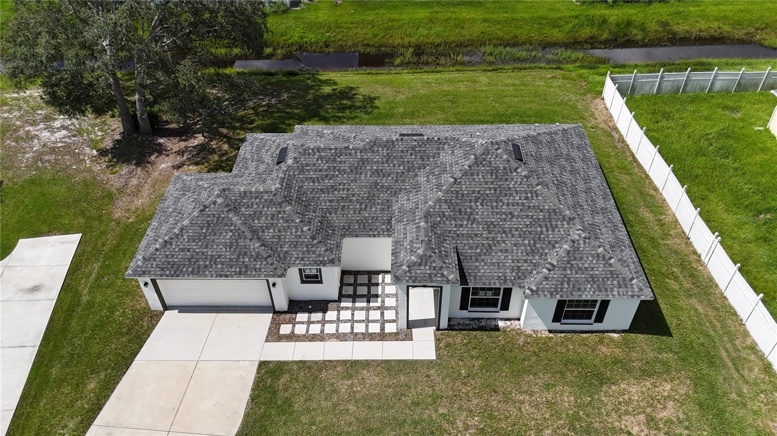 656 COTULLA DRIVE