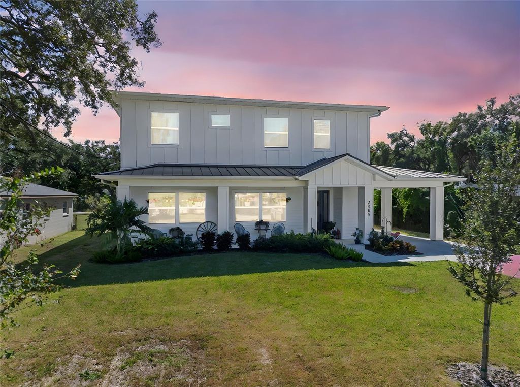 Photo of 2908 W Marlin Avenue, Tampa, FL 33611 (MLS # TB8449192)