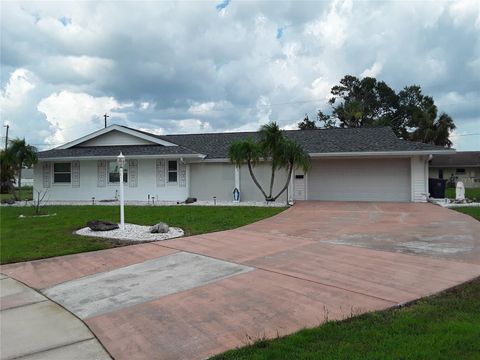Photo of 702 Cypress Place, Sun City Center, FL 33573 (MLS # TB8401429)