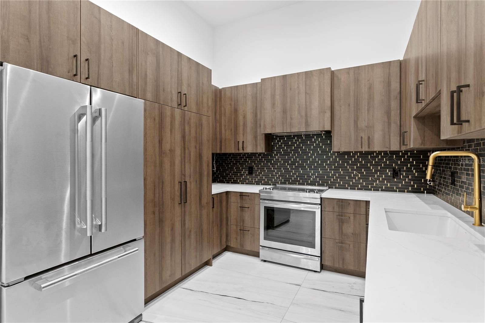 SNELL ISLE BRIGHTBAY - Residential