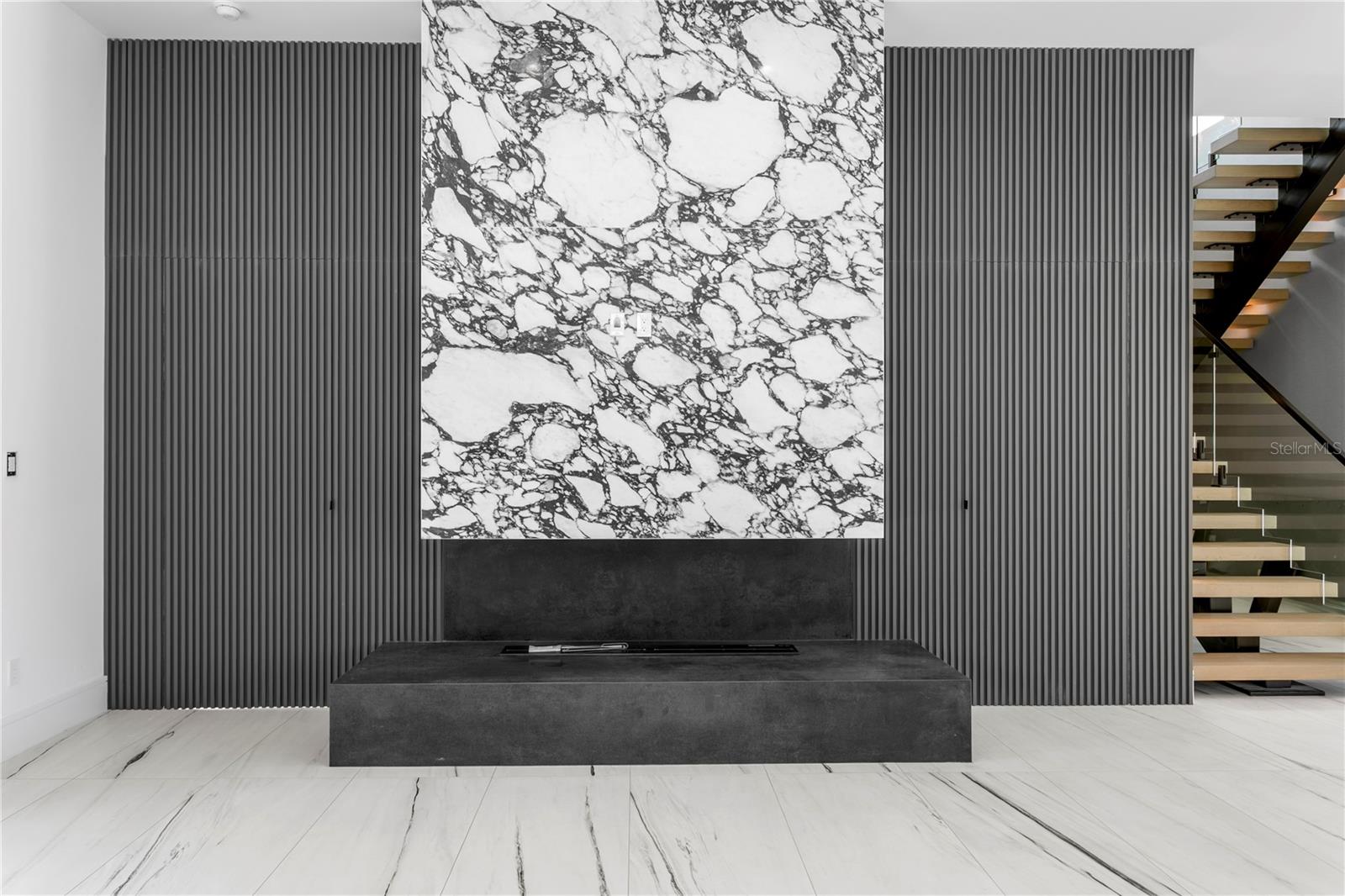 SNELL ISLE BRIGHTBAY - Residential