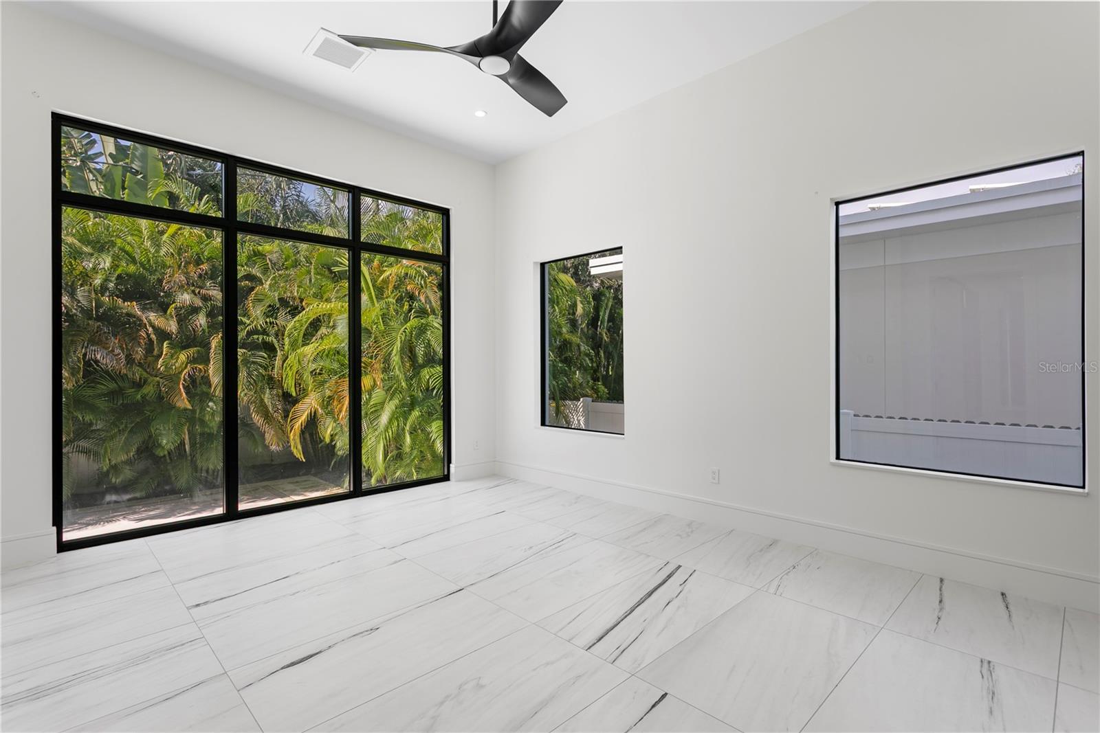 SNELL ISLE BRIGHTBAY - Residential