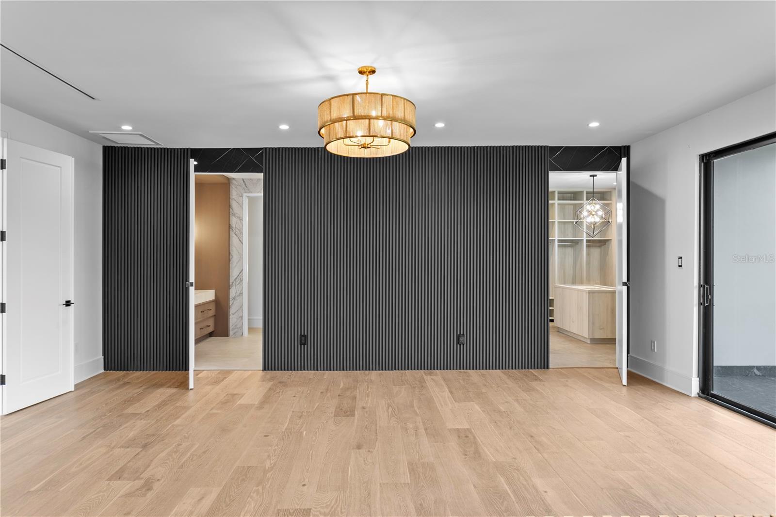 SNELL ISLE BRIGHTBAY - Residential