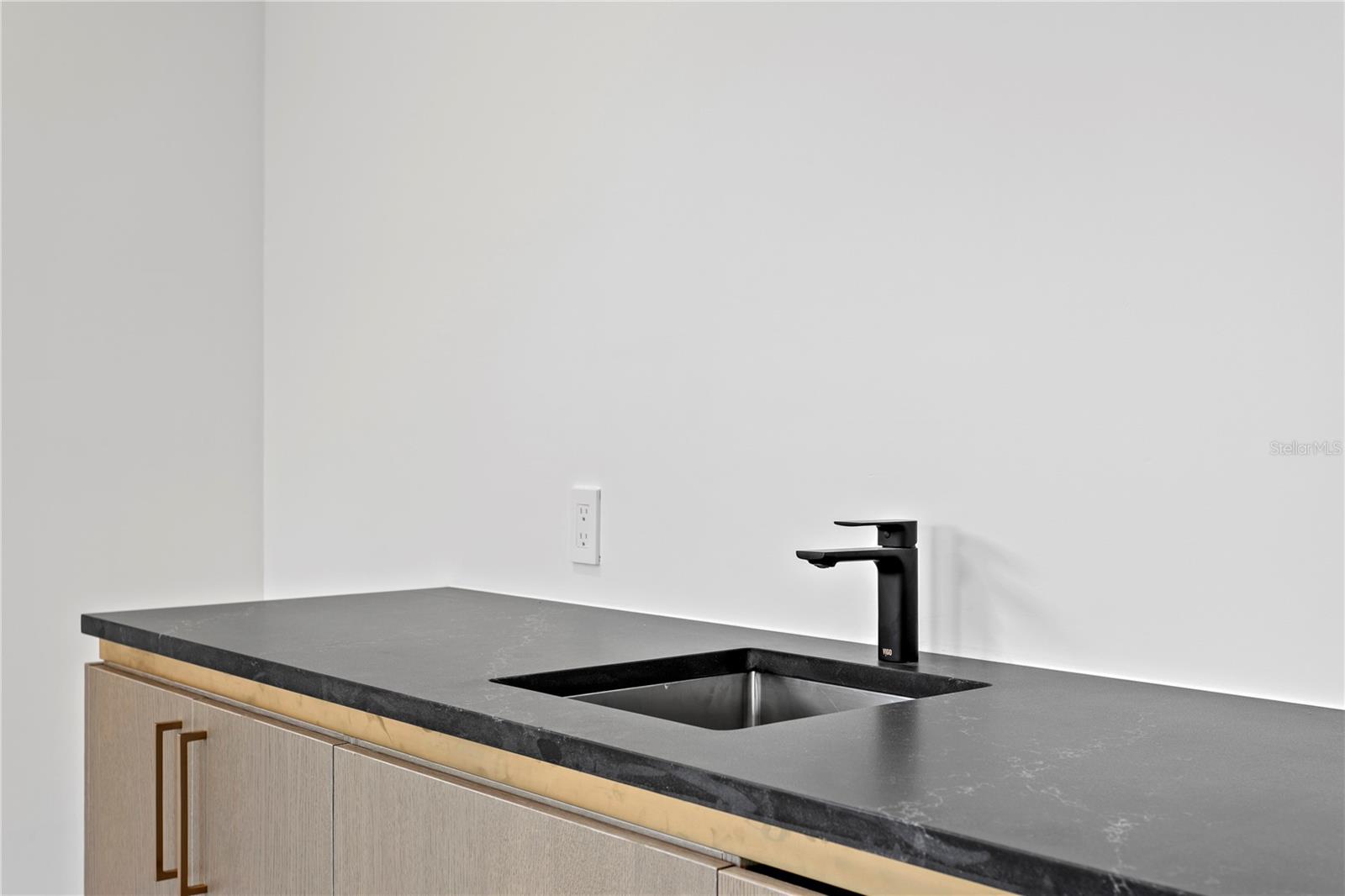 SNELL ISLE BRIGHTBAY - Residential