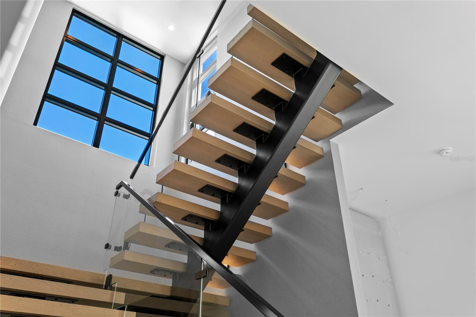 SNELL ISLE BRIGHTBAY - Residential